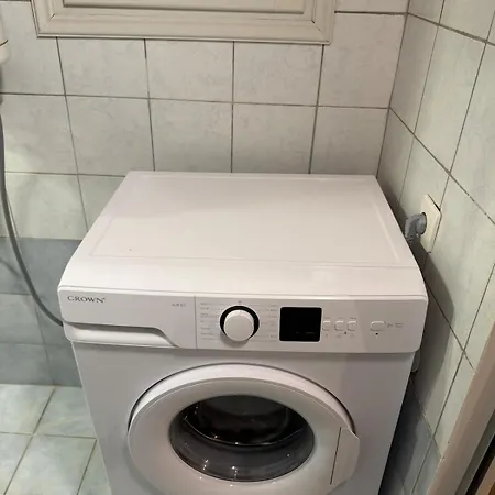 σοφίτα 40 τμ στο κέντρο της καστοριάς Apartment *