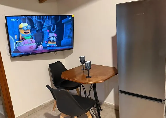 公寓 Σοφίτα 40 Τμ Στο Κέντρο Της Καστοριάς